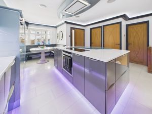 Photo 11- click for photo gallery